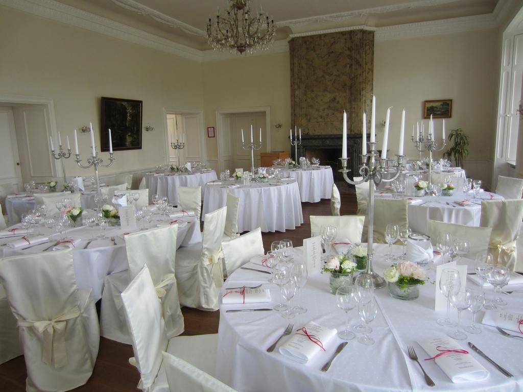 Burg Boetzelaer Hotel Калкар Екстериор снимка