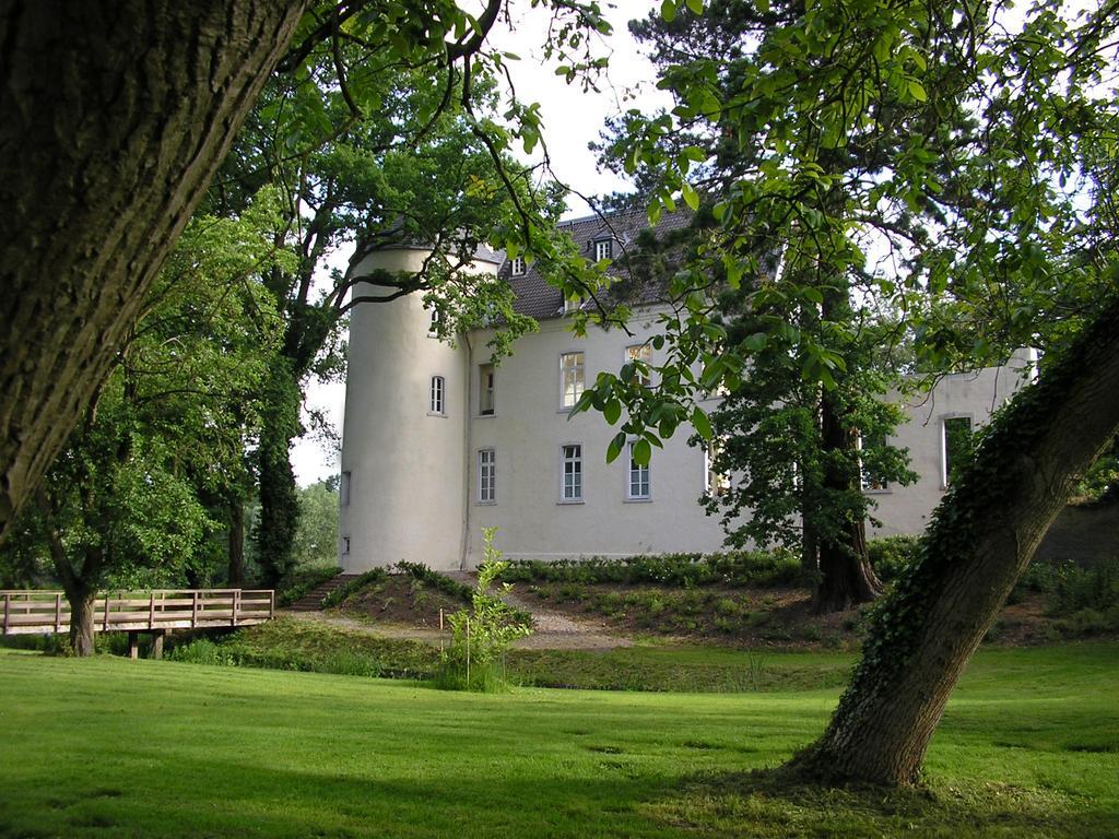 Burg Boetzelaer Hotel Калкар Екстериор снимка