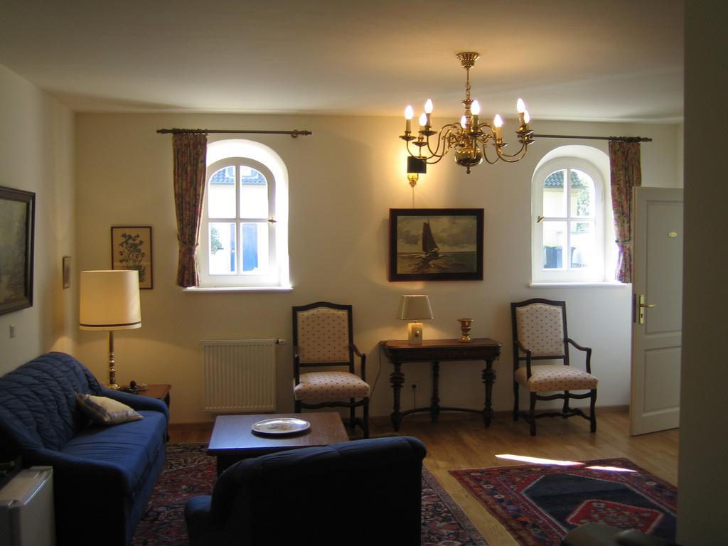 Burg Boetzelaer Hotel Калкар Стая снимка